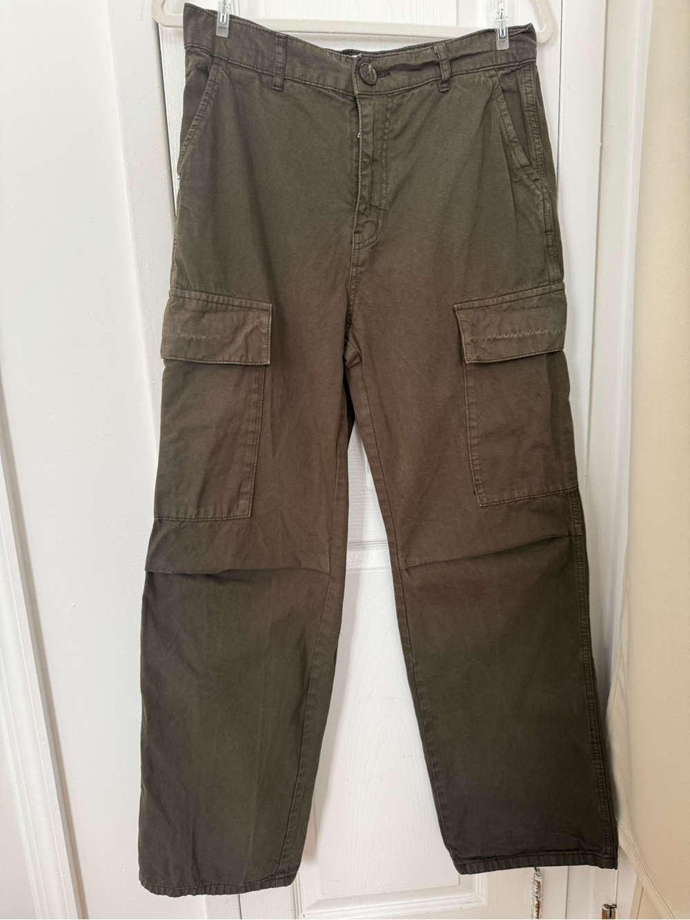 Zara woman’s Dark Olive Cargo Pants